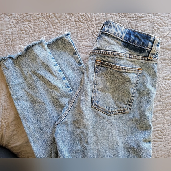 Abercrombie & Fitch Plus Curve Love High Rise Jeans, Size 2 - Picture 5 of 7